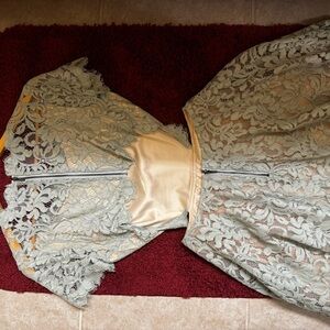 Bebe pistachio color lace cocktail dress